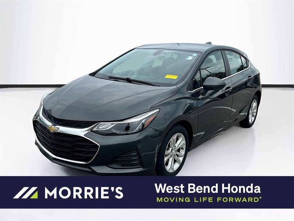 2019 Chevrolet Cruze LT — Hatchback — 134,453 mi — West Bend, WI