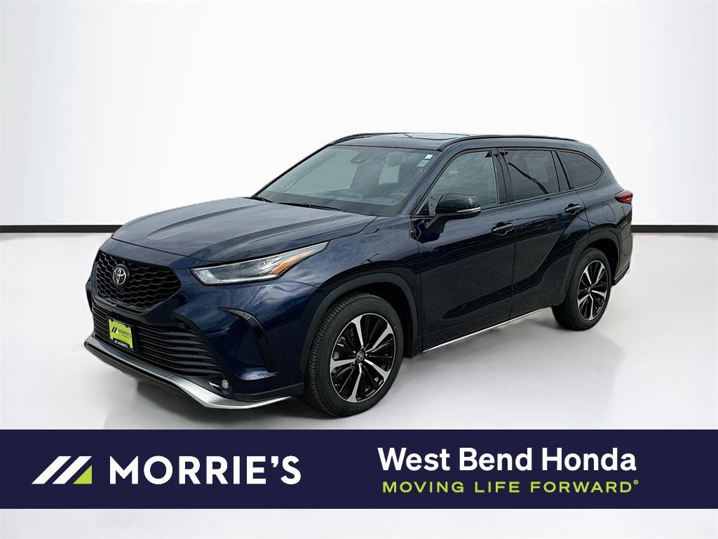 2021 Toyota Highlander XSE — SUV — 87,621 mi — West Bend, WI