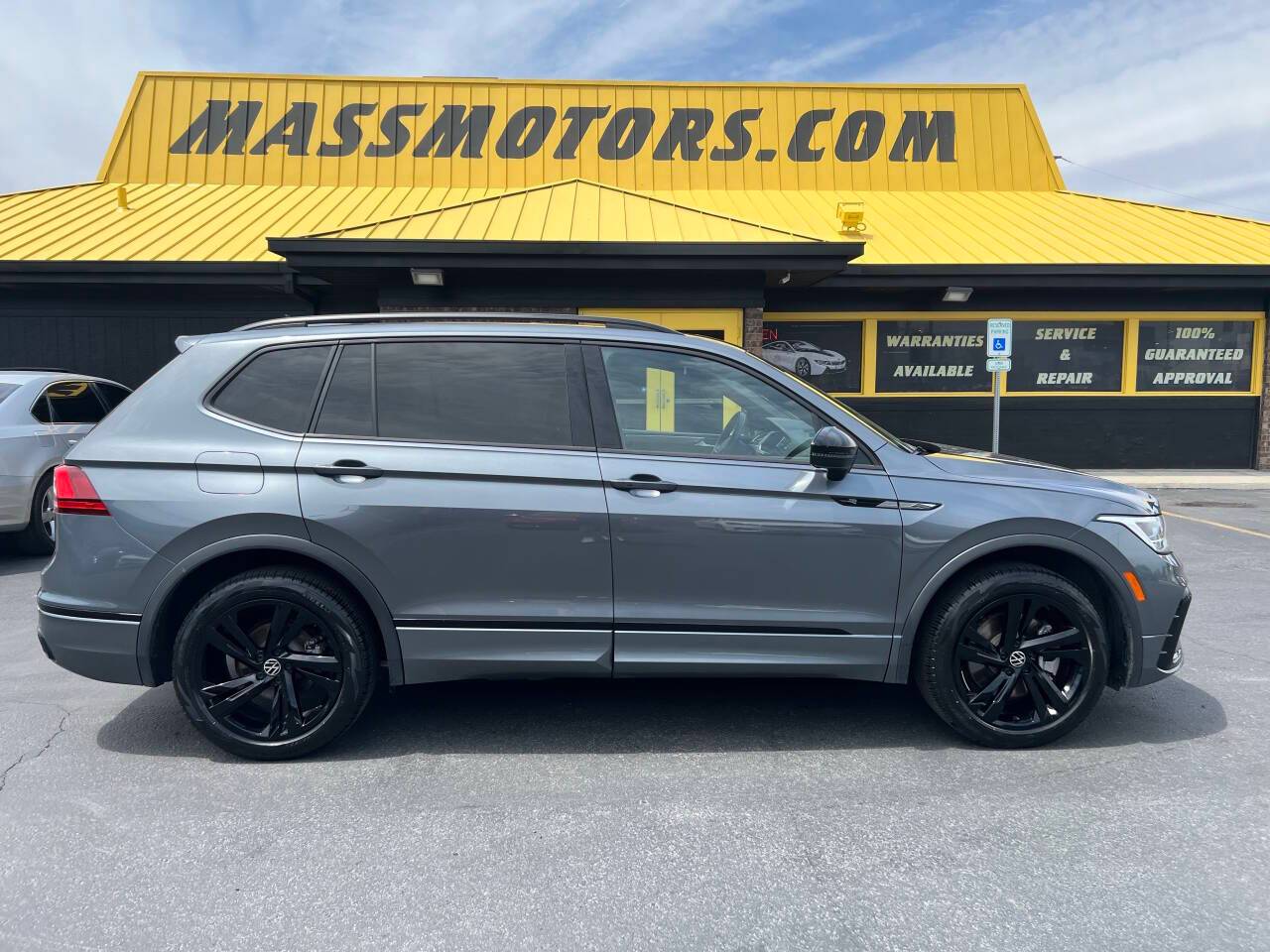 2023 Volkswagen Tiguan SE R-Line Black — SUV — 23,762 mi — Boise, ID