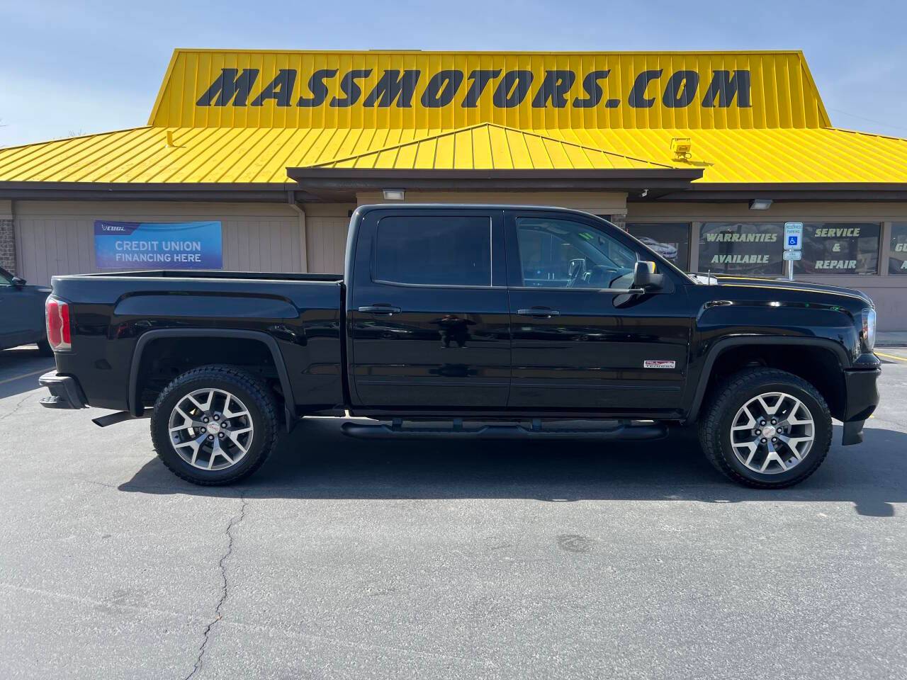 2017 GMC Sierra 1500 SLT — Pickup Truck — 136,032 mi — Boise, ID