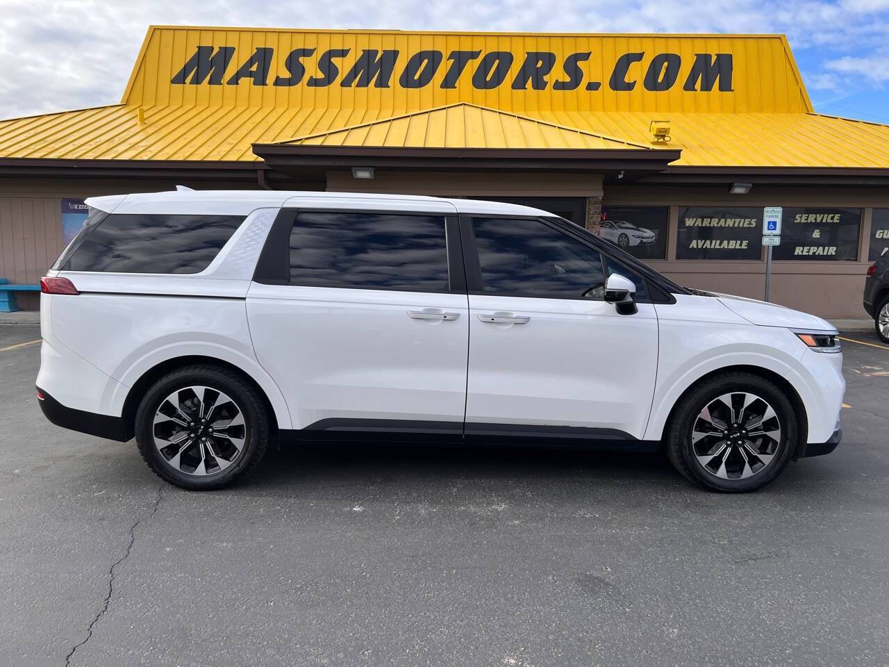 2022 Kia Carnival EX — Minivan — 104,957 mi — Boise, ID
