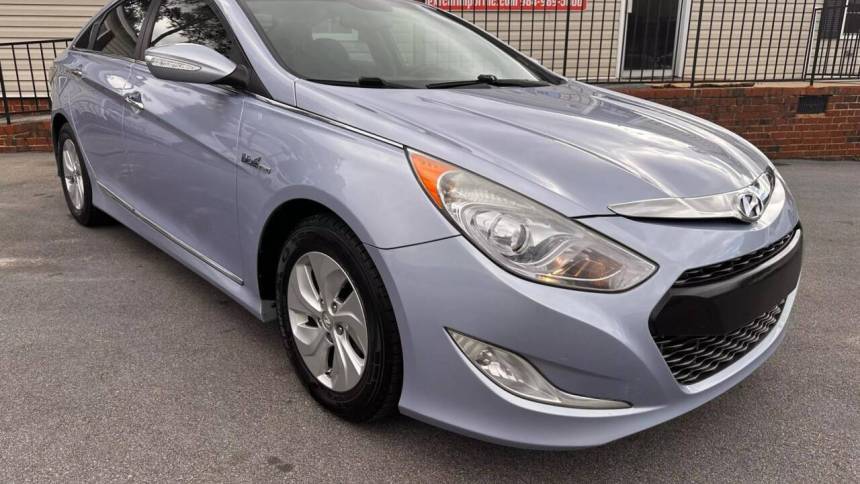 2015 Hyundai Sonata Hybrid Base — Sedan — 159,063 mi — Raleigh, NC