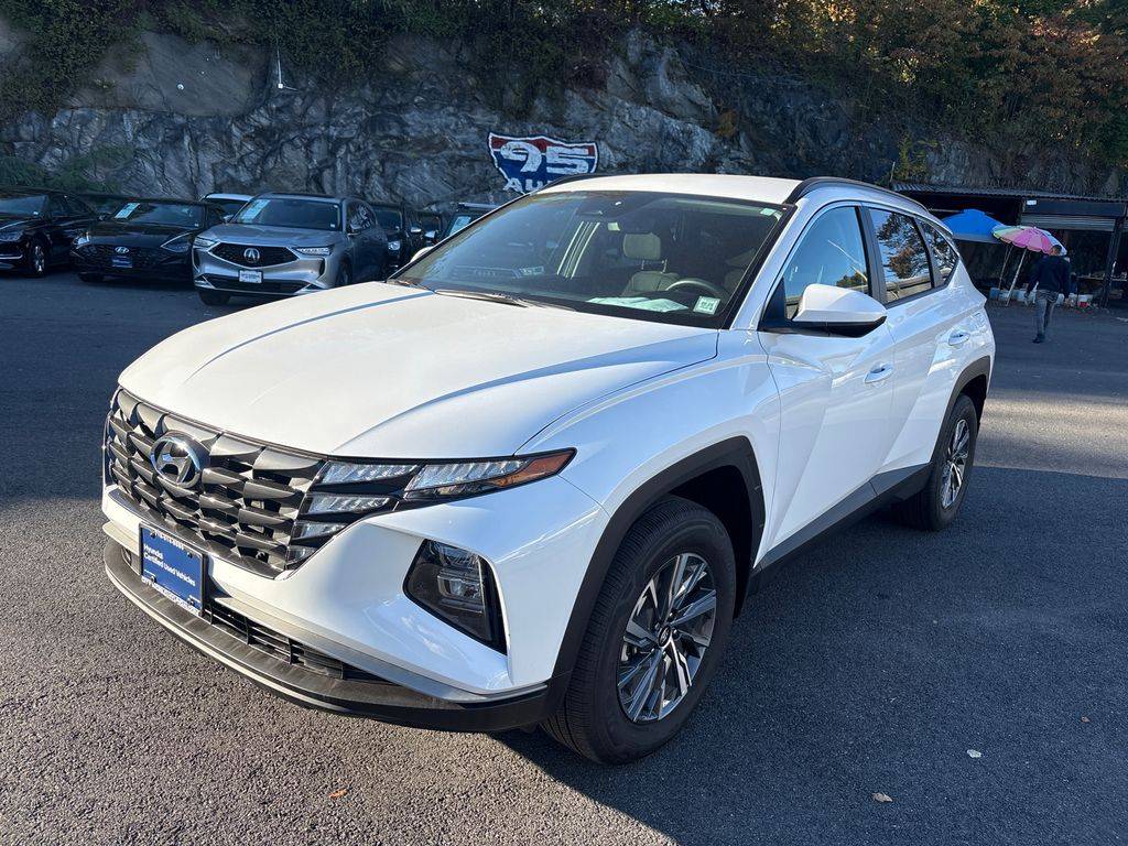 2024 Hyundai Tucson Hybrid Blue — SUV — 6,190 mi — Bronx, NY