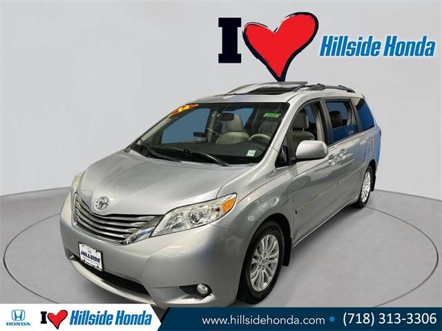 2014 Toyota Sienna XLE — Minivan — 136,677 mi — Jamaica, NY