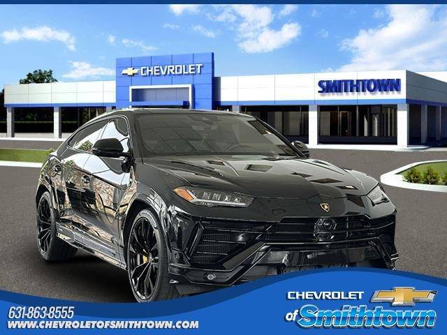 2023 Lamborghini Urus S — SUV — 7,676 mi — Saint James, NY