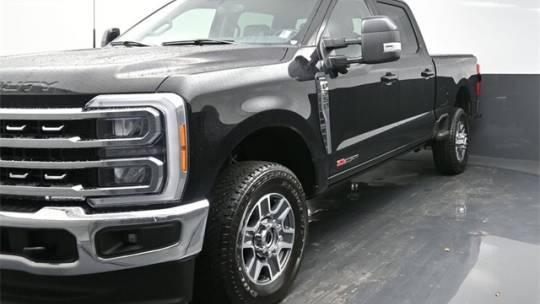 2023 Ford Super Duty F-350 LARIAT — Pickup Truck — 18,249 mi — Daphne, AL
