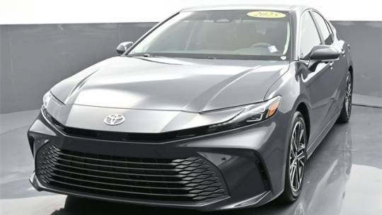 2025 Toyota Camry XLE — Sedan — 3,858 mi — Daphne, AL