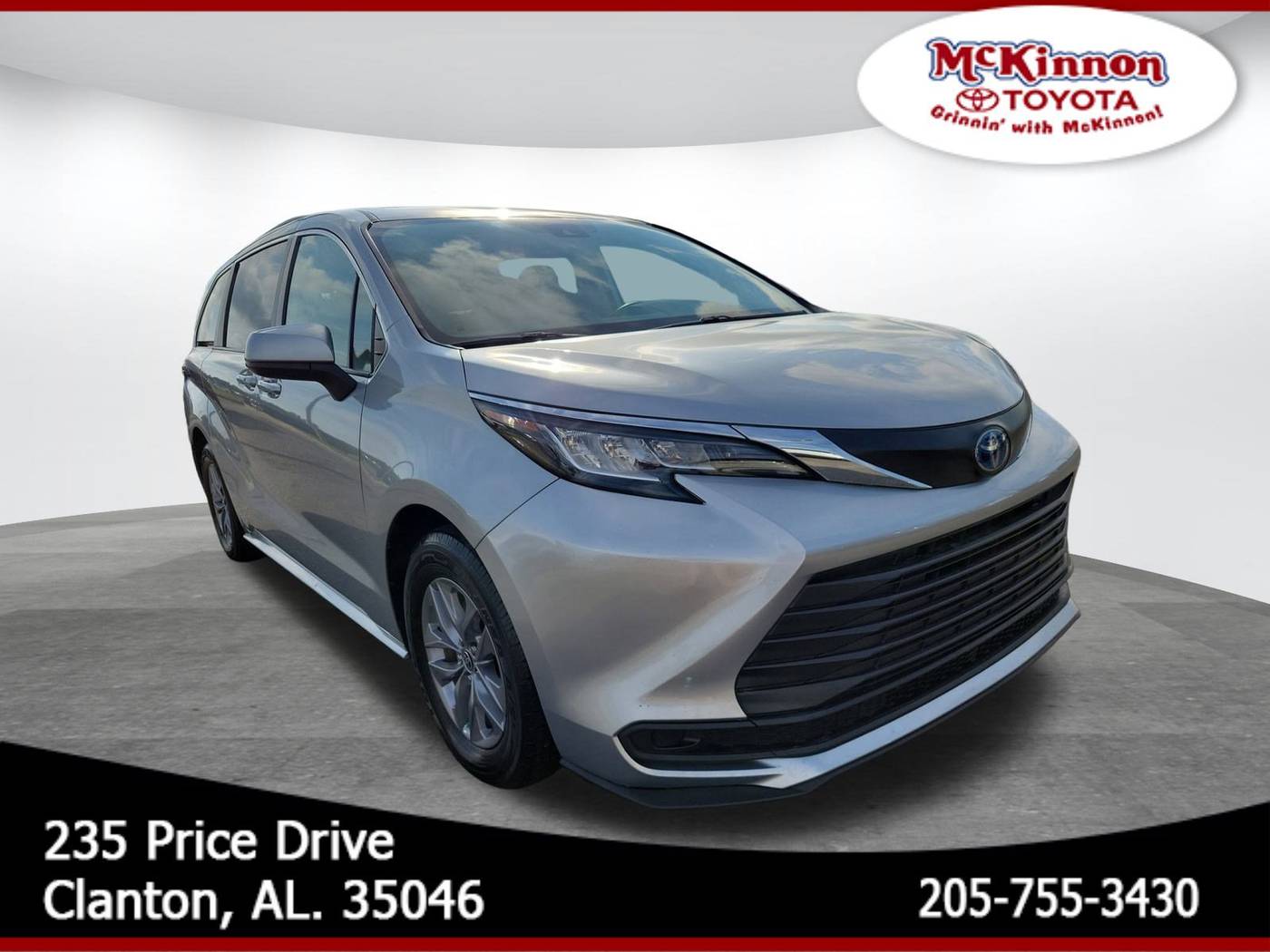 2022 Toyota Sienna LE — Minivan — 87,209 mi — Clanton, AL