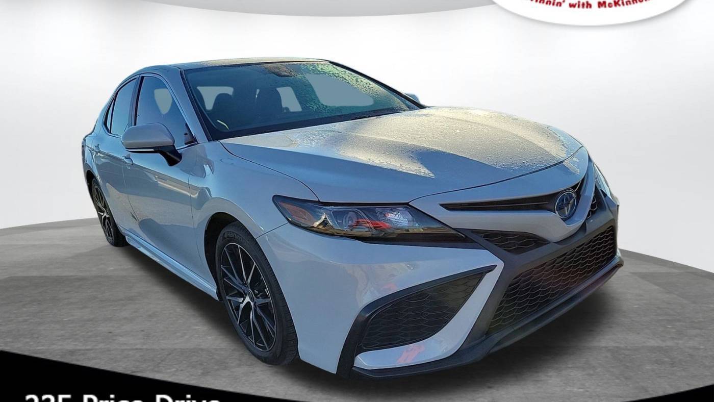 2024 Toyota Camry Hybrid SE — Sedan — 22,203 mi — Clanton, AL
