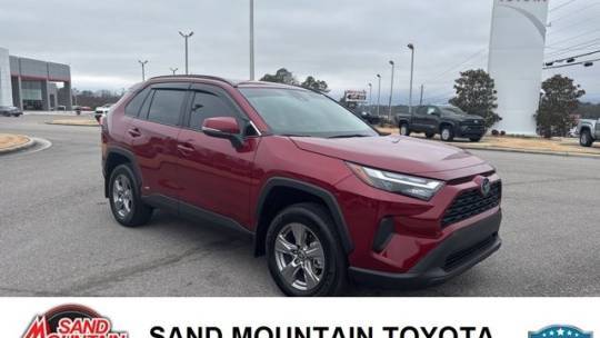 2024 Toyota RAV4 Hybrid XLE — SUV — 5,400 mi — Albertville, AL