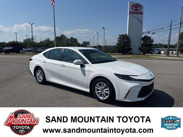 2025 Toyota Camry Hybrid LE — Sedan — 20,823 mi — Albertville, AL