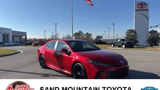 2025 Toyota Camry SE — Sedan — 11,450 mi — Albertville, AL