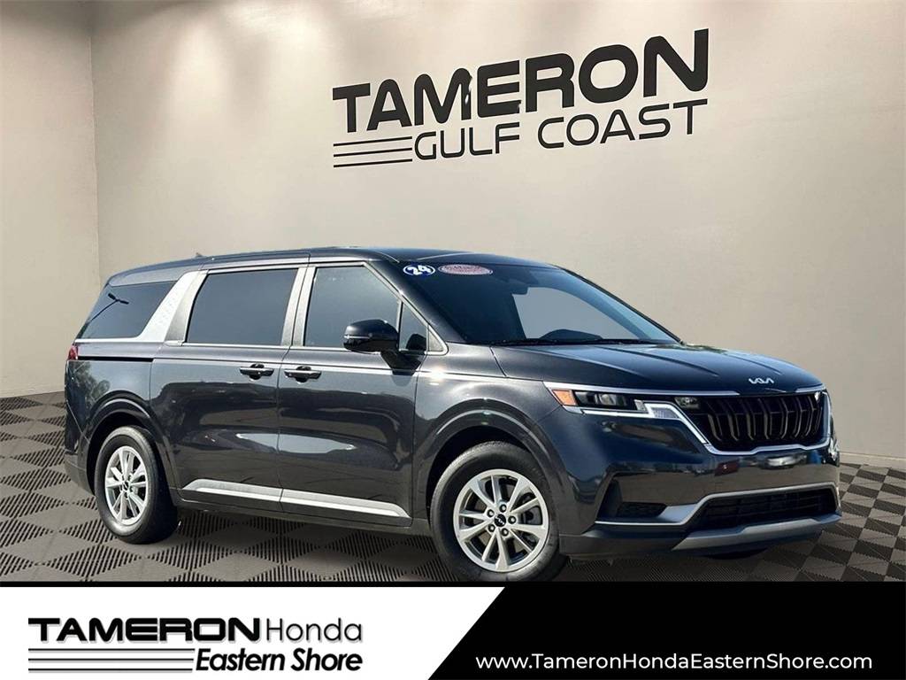 2024 Kia Carnival LXS — Minivan — 32,596 mi — Daphne, AL