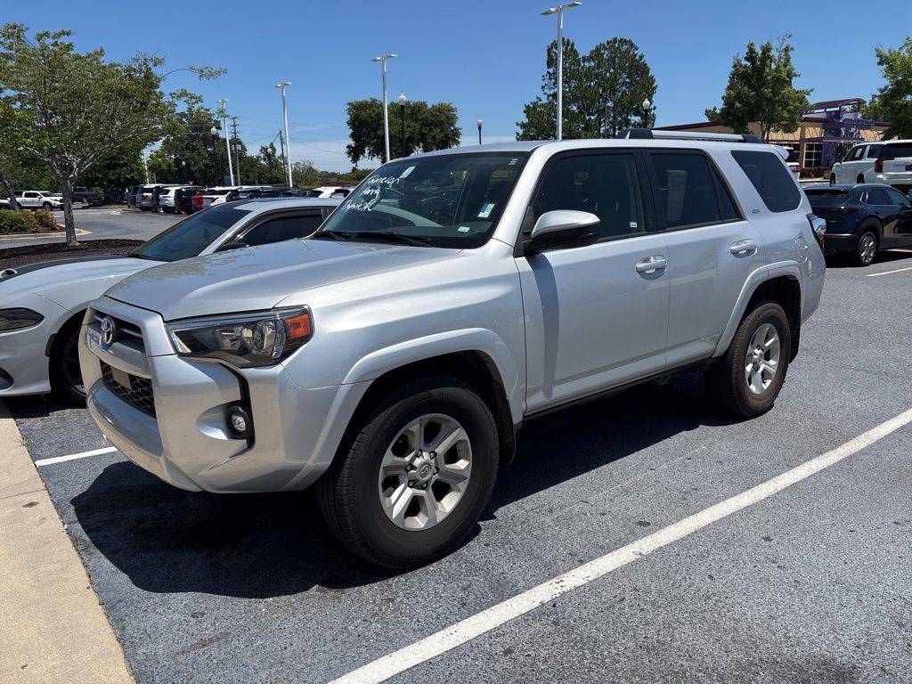 2024 Toyota 4Runner SR5