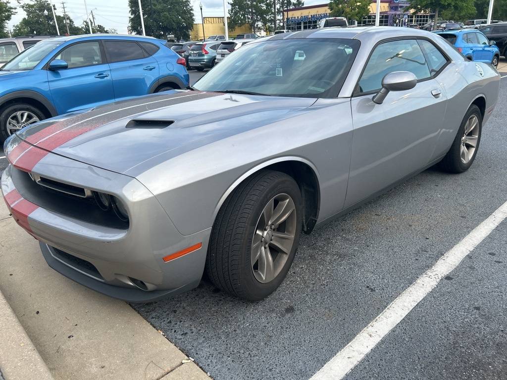 2017 Dodge Challenger SXT — Coupe — 126,710 mi — Daphne, AL