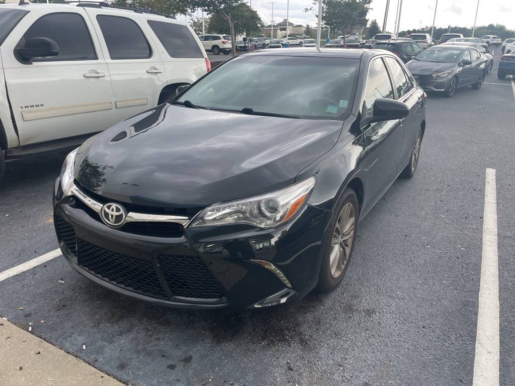 2016 Toyota Camry SE — Sedan — 121,103 mi — Daphne, AL