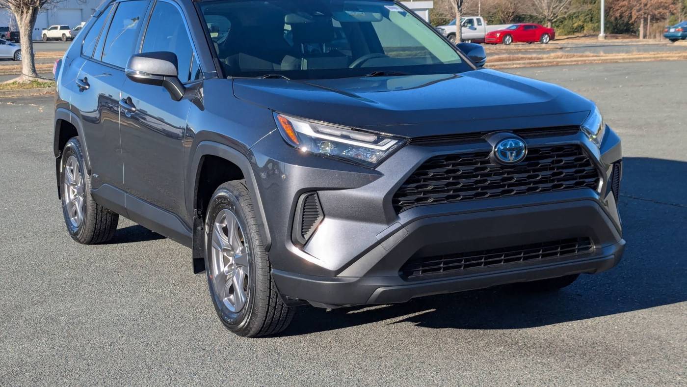 2024 Toyota RAV4 Hybrid XLE — SUV — 951 mi — Indian Trail, NC