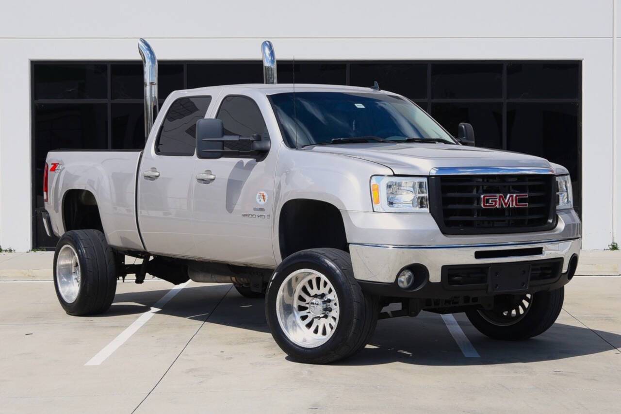 2009 GMC Sierra 2500HD SLT — Pickup Truck — 281,196 mi — Orlando, FL