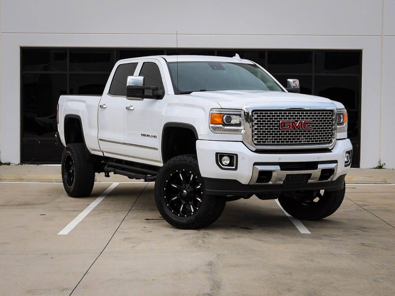 2015 GMC Sierra 2500HD Denali — Pickup Truck — 127,748 mi — Orlando, FL