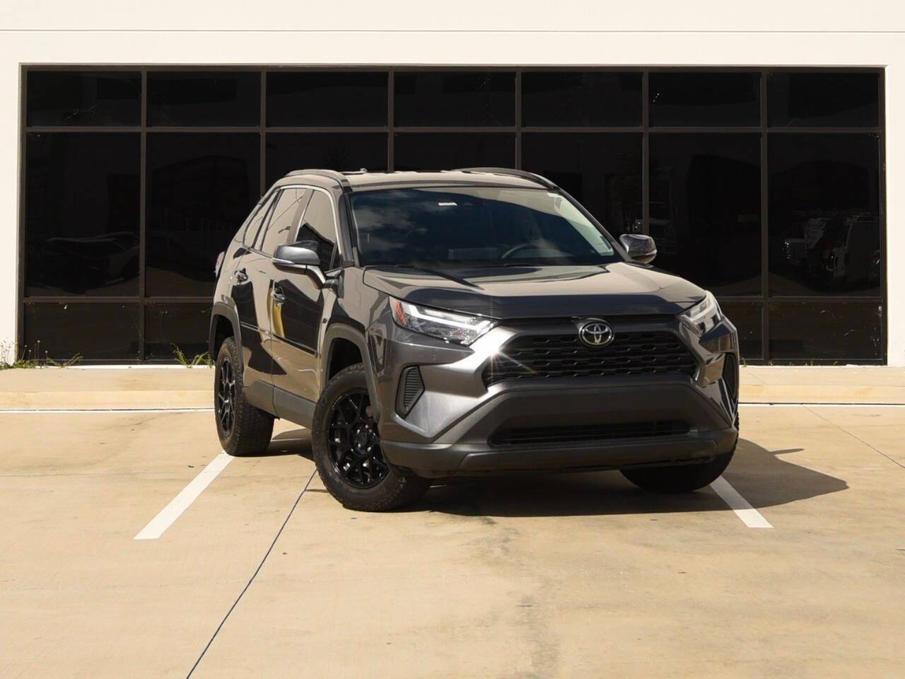 2022 Toyota RAV4 XLE — SUV — 72,568 mi — Orlando, FL