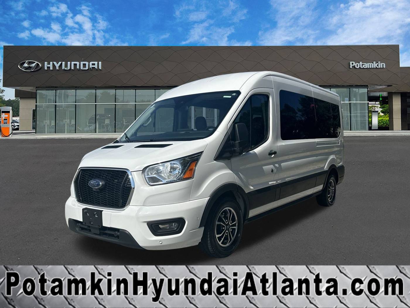 2022 Ford Transit Passenger Wagon T-350 XLT — Passenger Van — 42,562 mi — Lilburn, GA