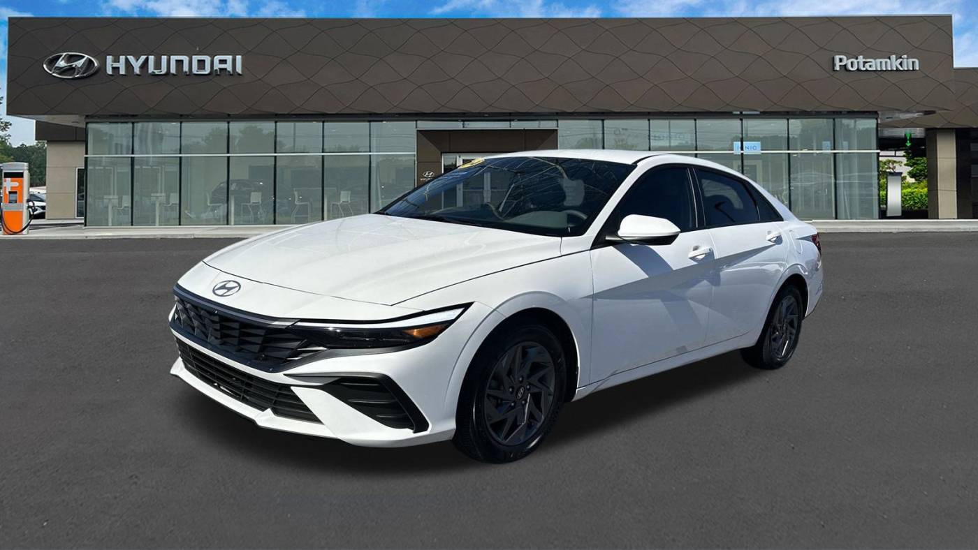 2024 Hyundai Elantra SEL — Sedan — 3,425 mi — Lilburn, GA