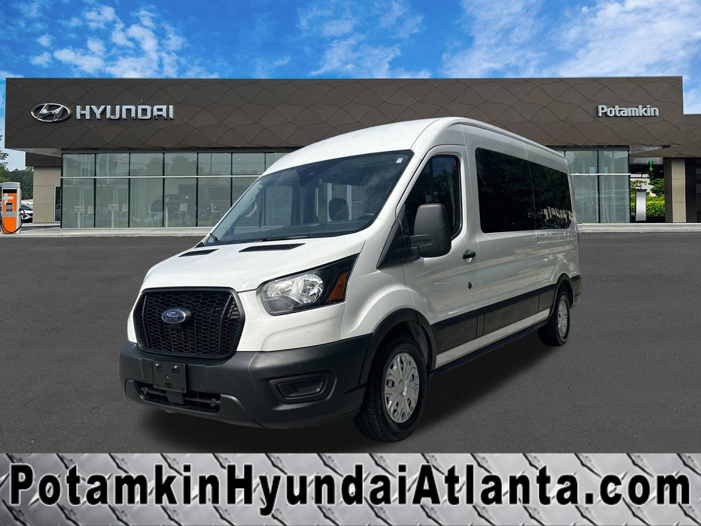 2023 Ford Transit Passenger Wagon T-350 XL — Passenger Van — 31,973 mi — Lilburn, GA