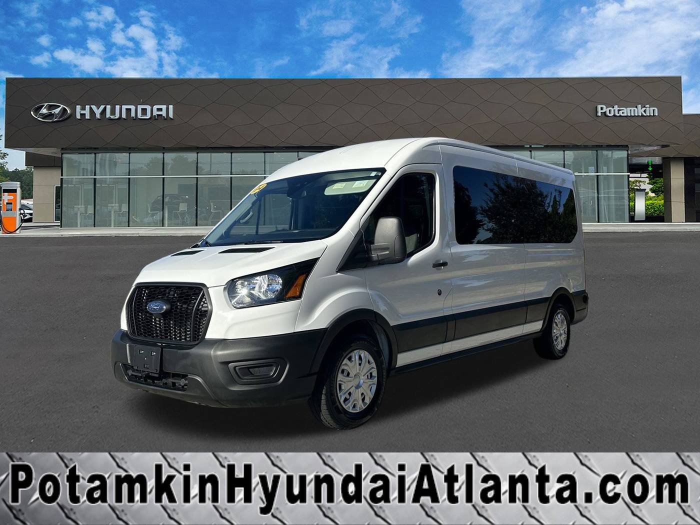 2024 Ford Transit Passenger Wagon T-350 XL — Passenger Van — 33,142 mi — Lilburn, GA