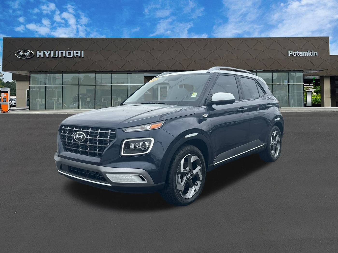 2025 Hyundai Venue Limited — SUV — 101 mi — Lilburn, GA