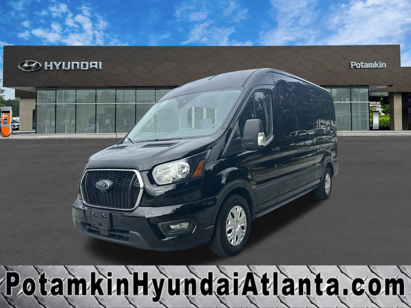 2023 Ford Transit Passenger Wagon T-350 XLT — Passenger Van — 29,175 mi — Lilburn, GA