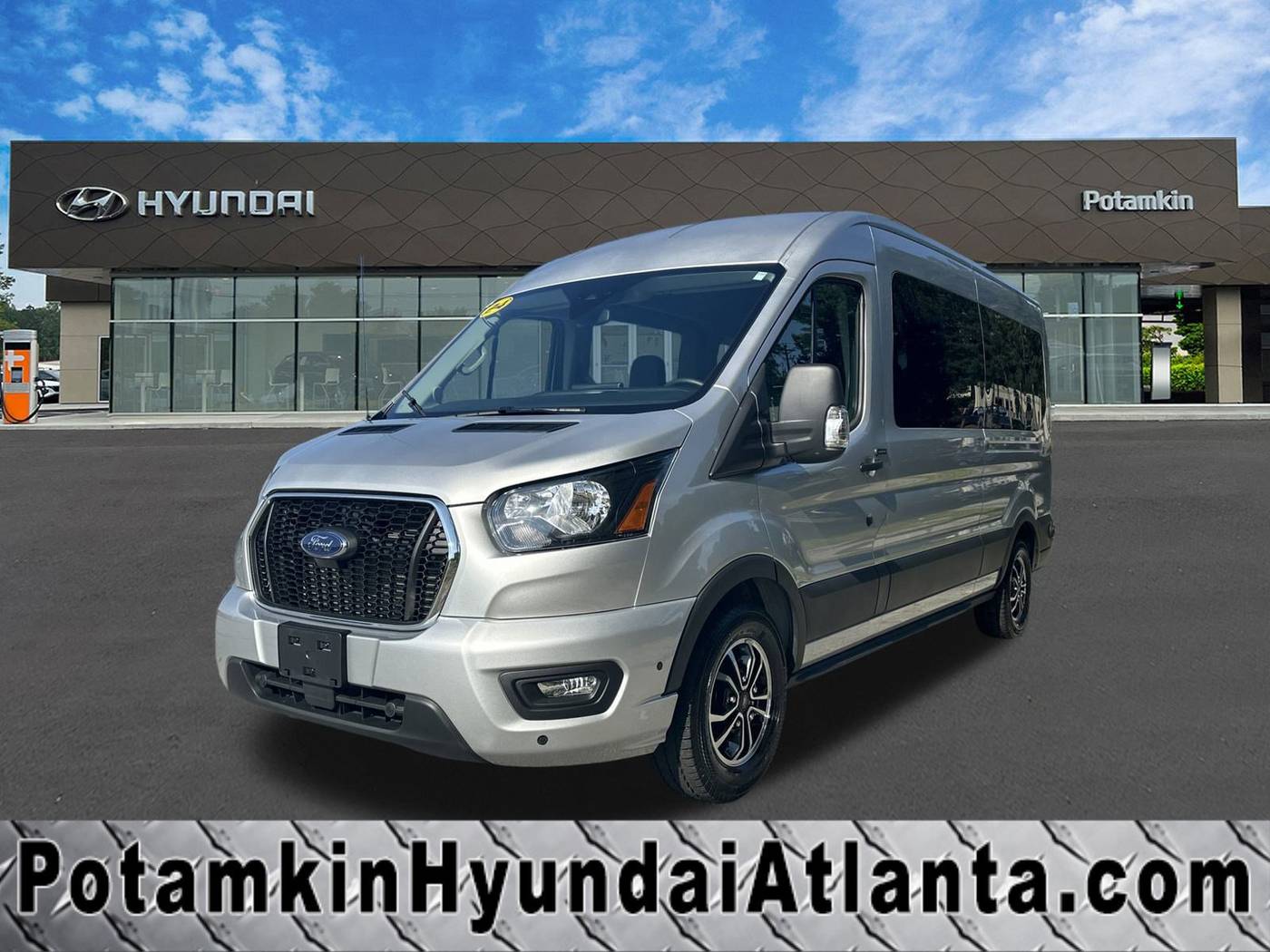2024 Ford Transit Passenger Wagon T-350 XLT — Passenger Van — 31,188 mi — Lilburn, GA