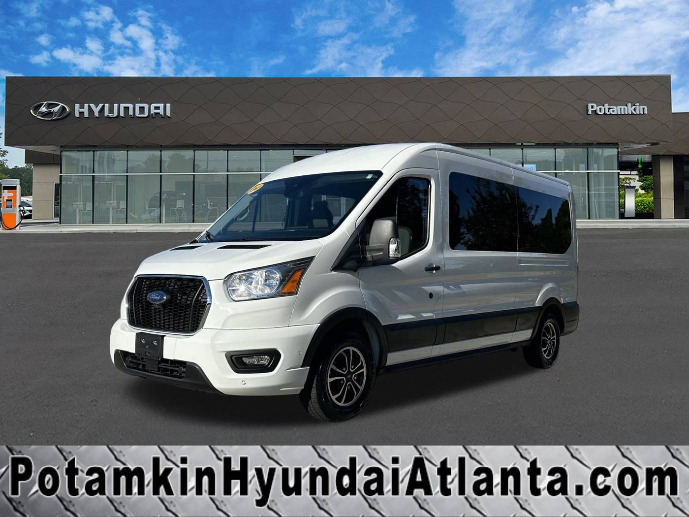 2022 Ford Transit Passenger Wagon T-350 XLT — Passenger Van — 46,617 mi — Lilburn, GA
