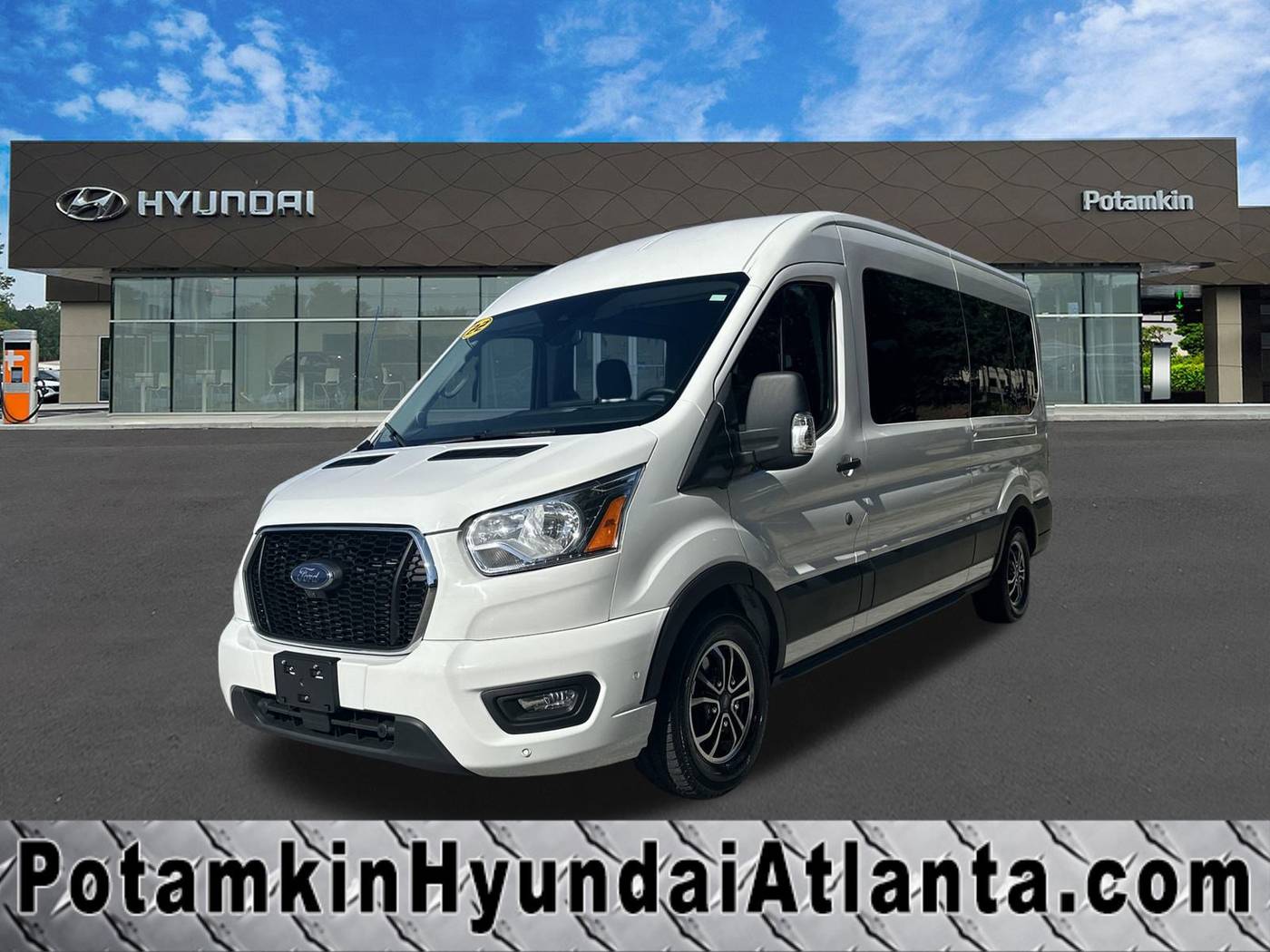 2022 Ford Transit Passenger Wagon T-350 XLT — Passenger Van — 50,781 mi — Lilburn, GA