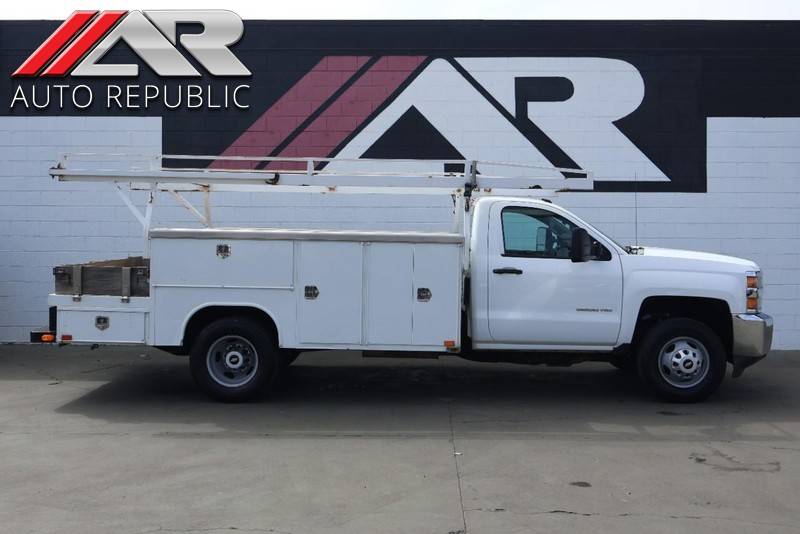 2015 Chevrolet Silverado 3500HD WT — Pickup Truck — 152,861 mi — Orange, CA