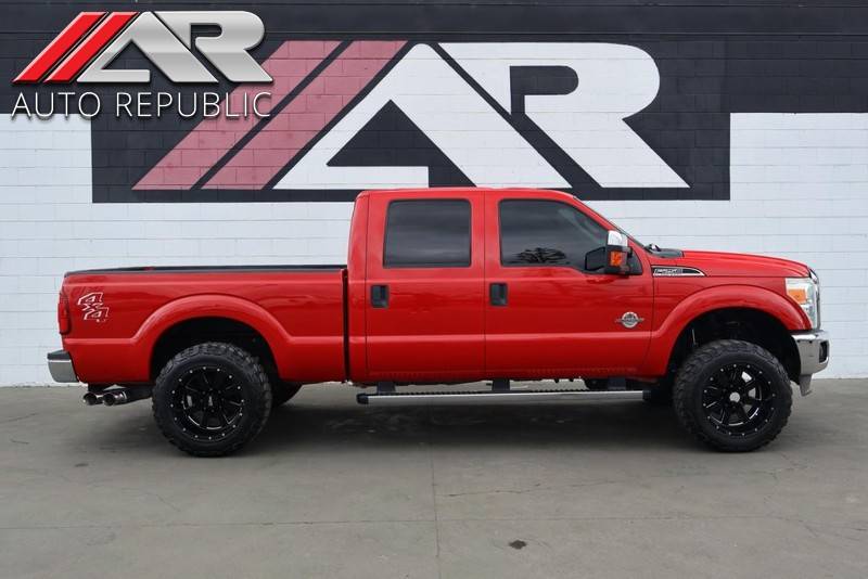 2011 Ford Super Duty F-250 XLT — Pickup Truck — 126,903 mi — Orange, CA