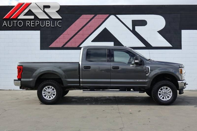 2019 Ford Super Duty F-250 XLT — Pickup Truck — 164,059 mi — ORANGE, CA