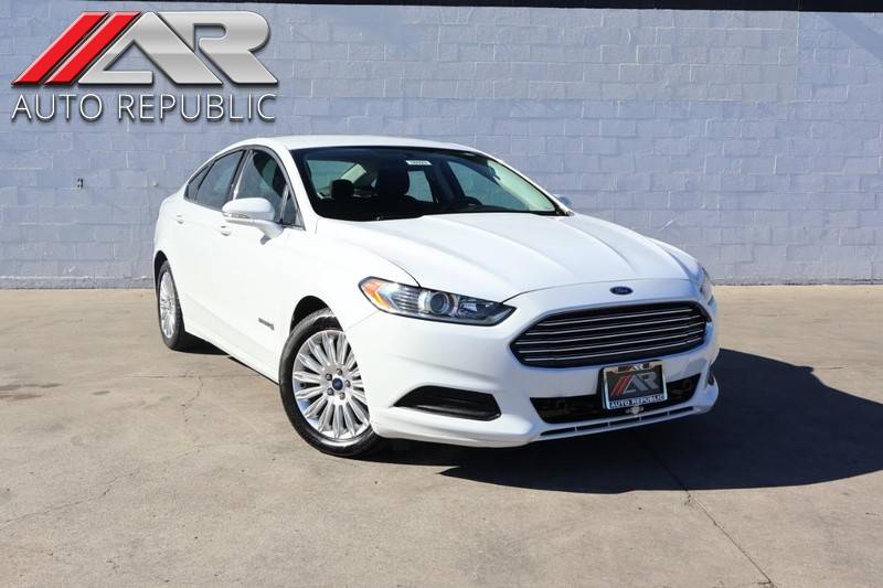 2015 Ford Fusion Hybrid SE