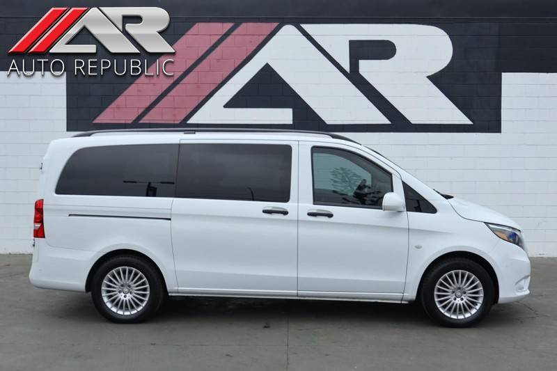 2017 Mercedes-Benz Metris Passenger Van Standard — Passenger Van — 49,324 mi — ORANGE, CA