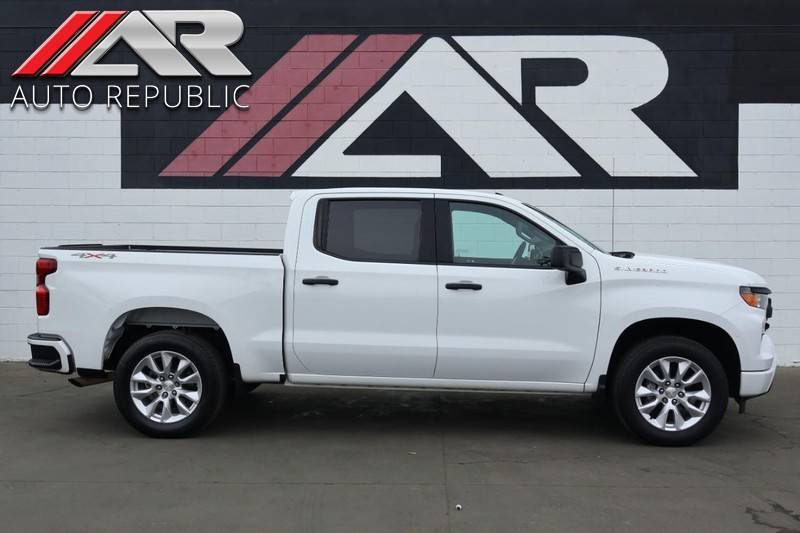 2022 Chevrolet Silverado 1500 Custom — Pickup Truck — 32,517 mi — Orange, CA