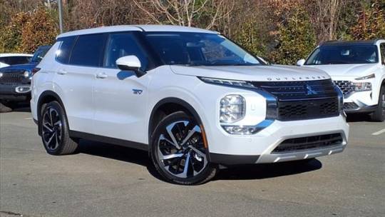 2024 Mitsubishi Outlander Plug-In Hybrid SE — SUV — 15,867 mi — Apex, NC