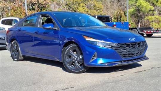 2023 Hyundai Elantra SEL — Sedan — 50,943 mi — Apex, NC