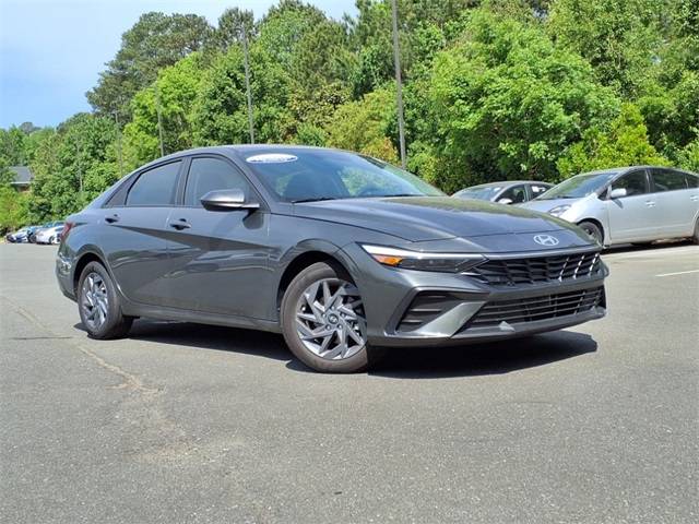 2024 Hyundai Elantra SEL — Sedan — 9,393 mi — Apex, NC