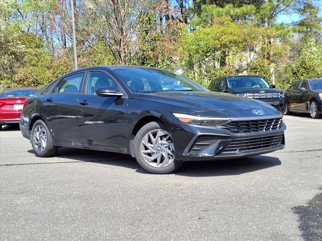 2024 Hyundai Elantra SEL — Sedan — 1,875 mi — Apex, NC