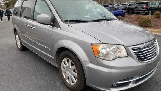 2016 Chrysler Town & Country Touring — Minivan — 56,174 mi — Apex, NC