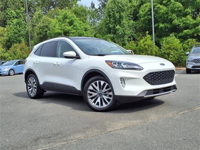 2022 Ford Escape Titanium — SUV — 13,761 mi — Apex, NC