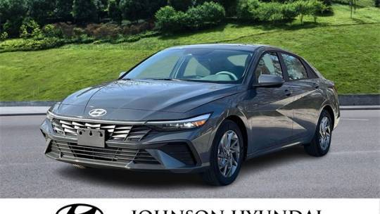 2025 Hyundai Elantra SEL Sport — Sedan — 5,959 mi — Apex, NC