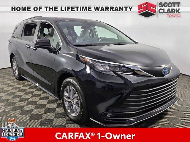 2025 Toyota Sienna XLE — Minivan — 25,926 mi — Matthews, NC