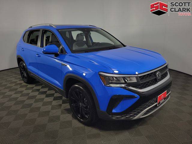 2024 Volkswagen Taos SE — SUV — 1,758 mi — Matthews, NC