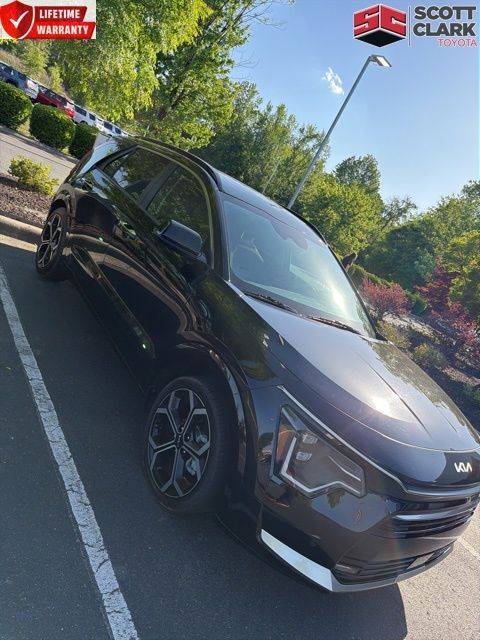 2023 Kia Niro Hybrid SX Touring — SUV — 16,746 mi — Matthews, NC