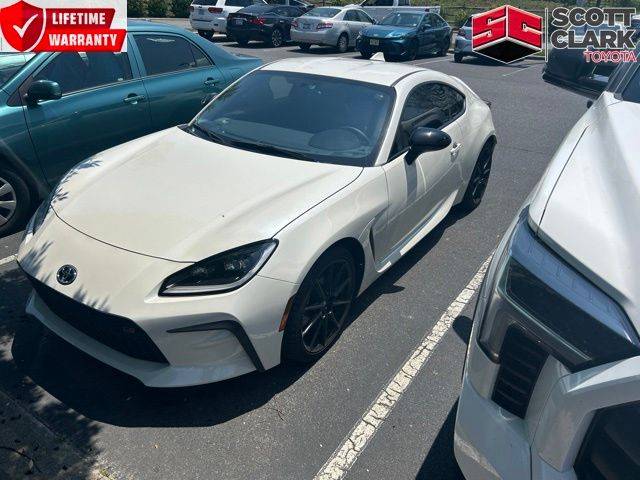 2025 Toyota GR86 Premium